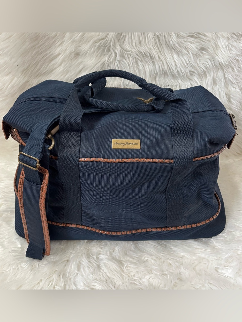 Tommy Bahama Mojito 20” Duffel Bag Blue Canvas Travel Structured Tote Luggage